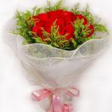 西大街口路东鲜花店鲜花:红玫瑰22枝,外围适量黄莺，白色网纱,粉色丝带束扎